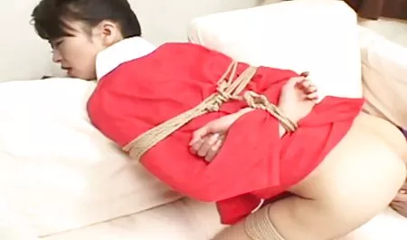سبزه های داغ رابطه فيلم سكسي داستاني خارجي جنسی دهانی را تبادل می کنند