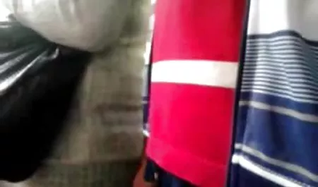 شلخته روسی در کلبه سايت سكسي خارجي به دو فلفل تسلیم شد