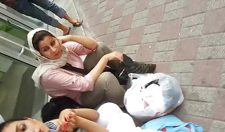 ورزش بلوز می خورد فیلم های جدید سکسی خارجی و می پرید روی خروس سخت پسر